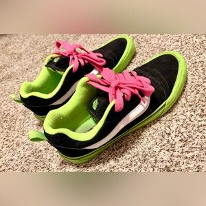 VANS Knu Skool Black Suede Green Outsole Skateboard Shoes Sneakers Mens Size 13